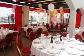 Bil Bil House lugar decorado