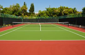 Bil Bil House cancha de tenis