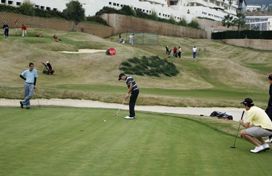 Bil Bil House ersonas en campo de golf